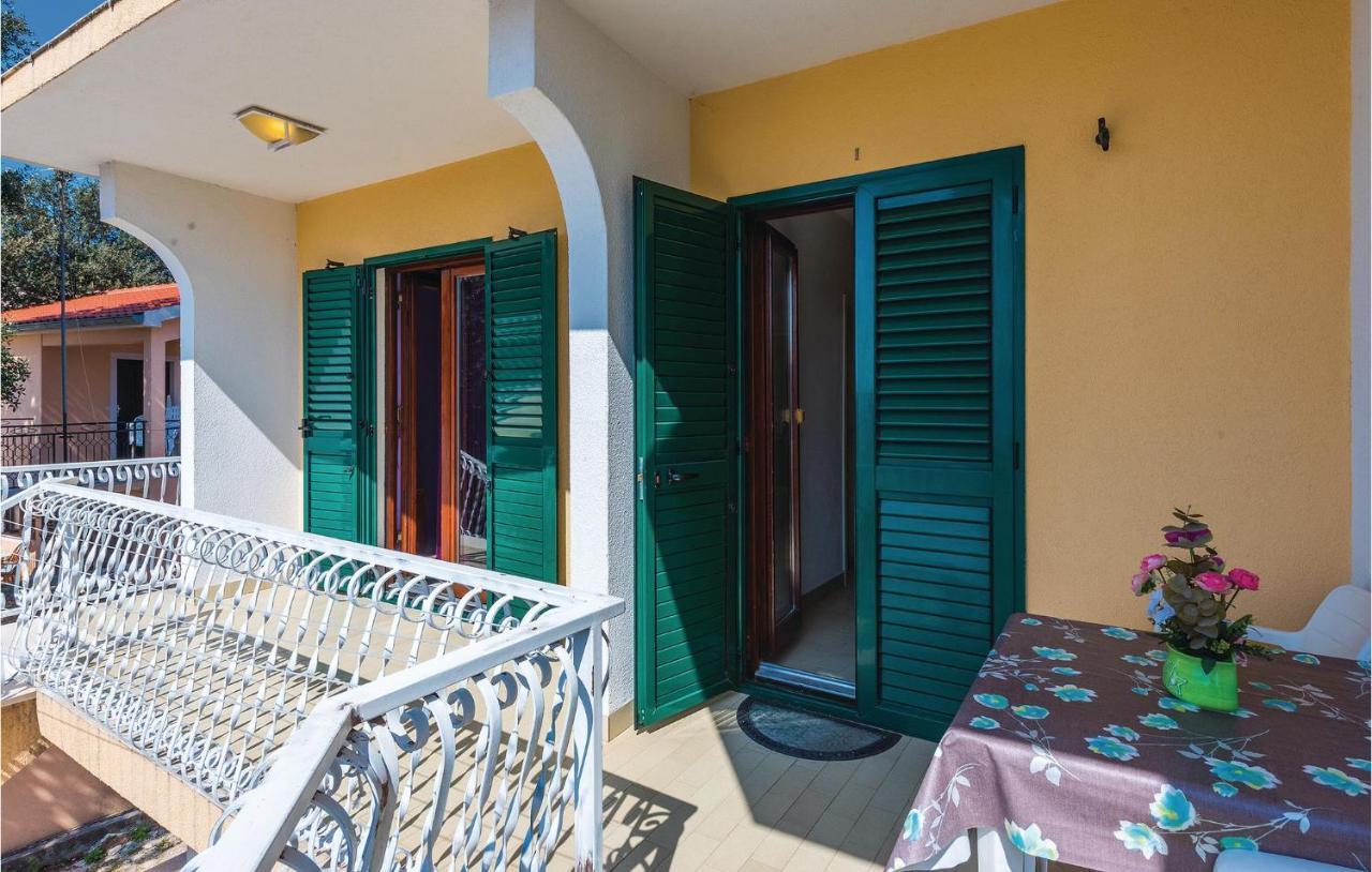 Beautiful Apartment In Rogoznica With Wifi Exteriér fotografie